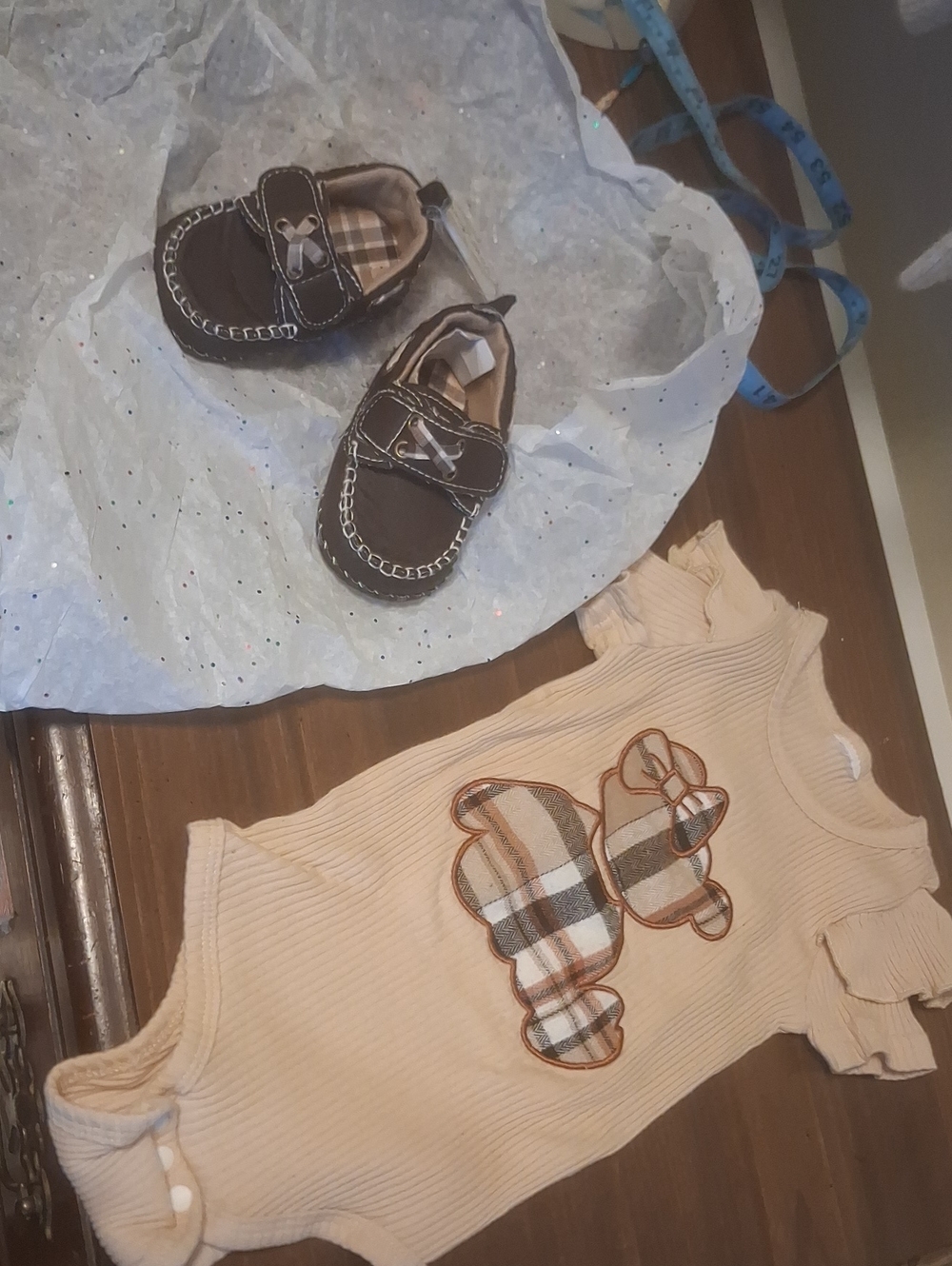Rising Star Baby Shoes Bodysuit with Plaid Bear Applique